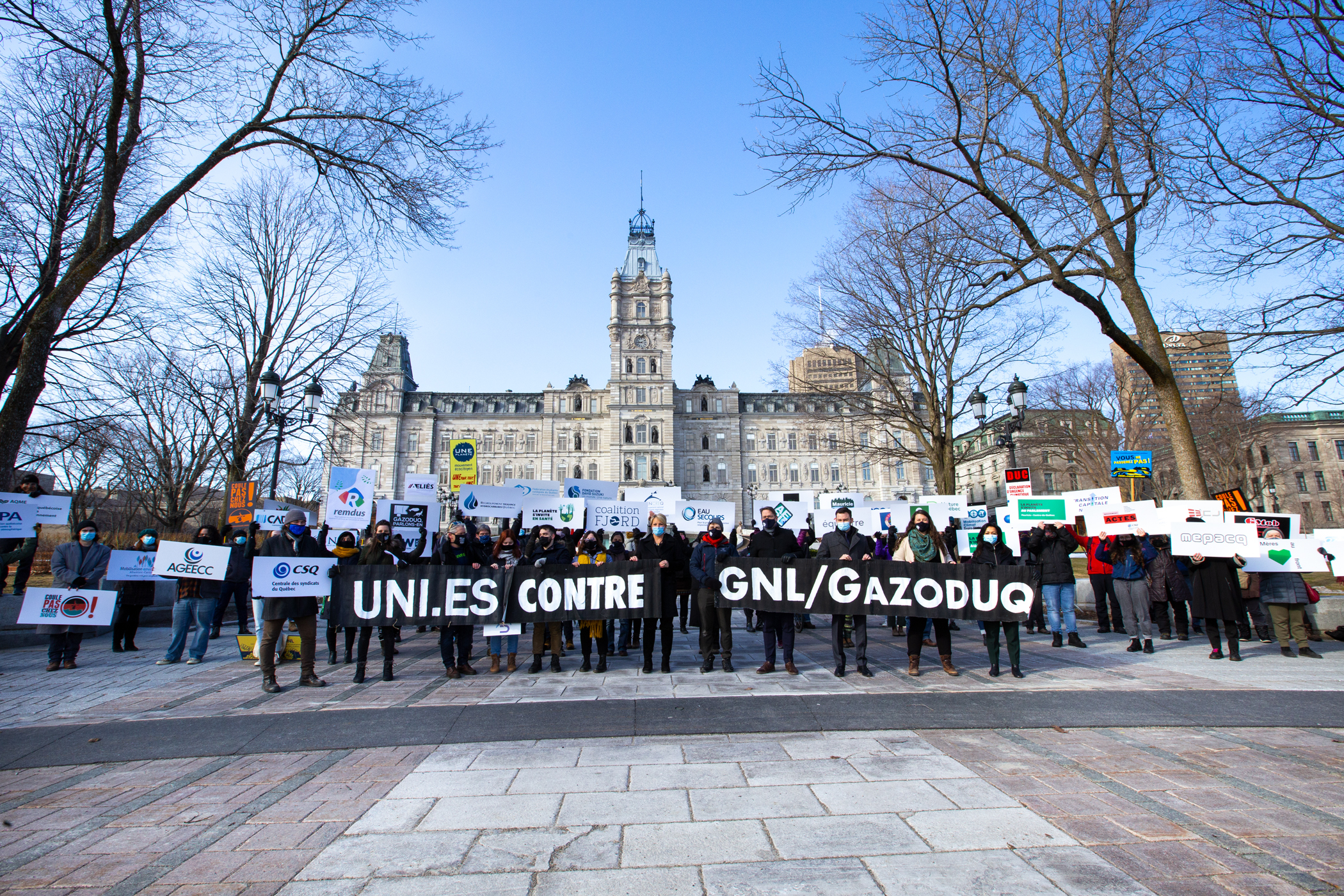 Communiqué - La société civile et les partis d'opposition uni·es contre GNL/Gazoduq