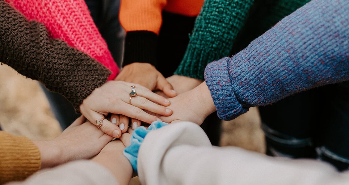 PH_mains-solidarite_unsplash_20221206